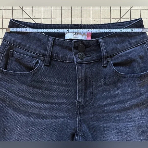 Cabi Black Hi-Low Crop Jeans - Picture 5 of 5